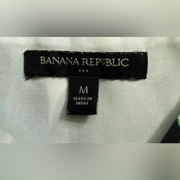 Banana Republic Spaghetti Strap Tank - Picture 3 of 5